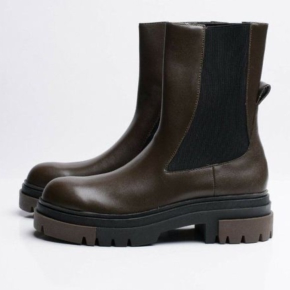 Zara Womens Chelsea Khaki Leather Ankle Boots Lug Soles múltiple size. - Picture 3 of 9